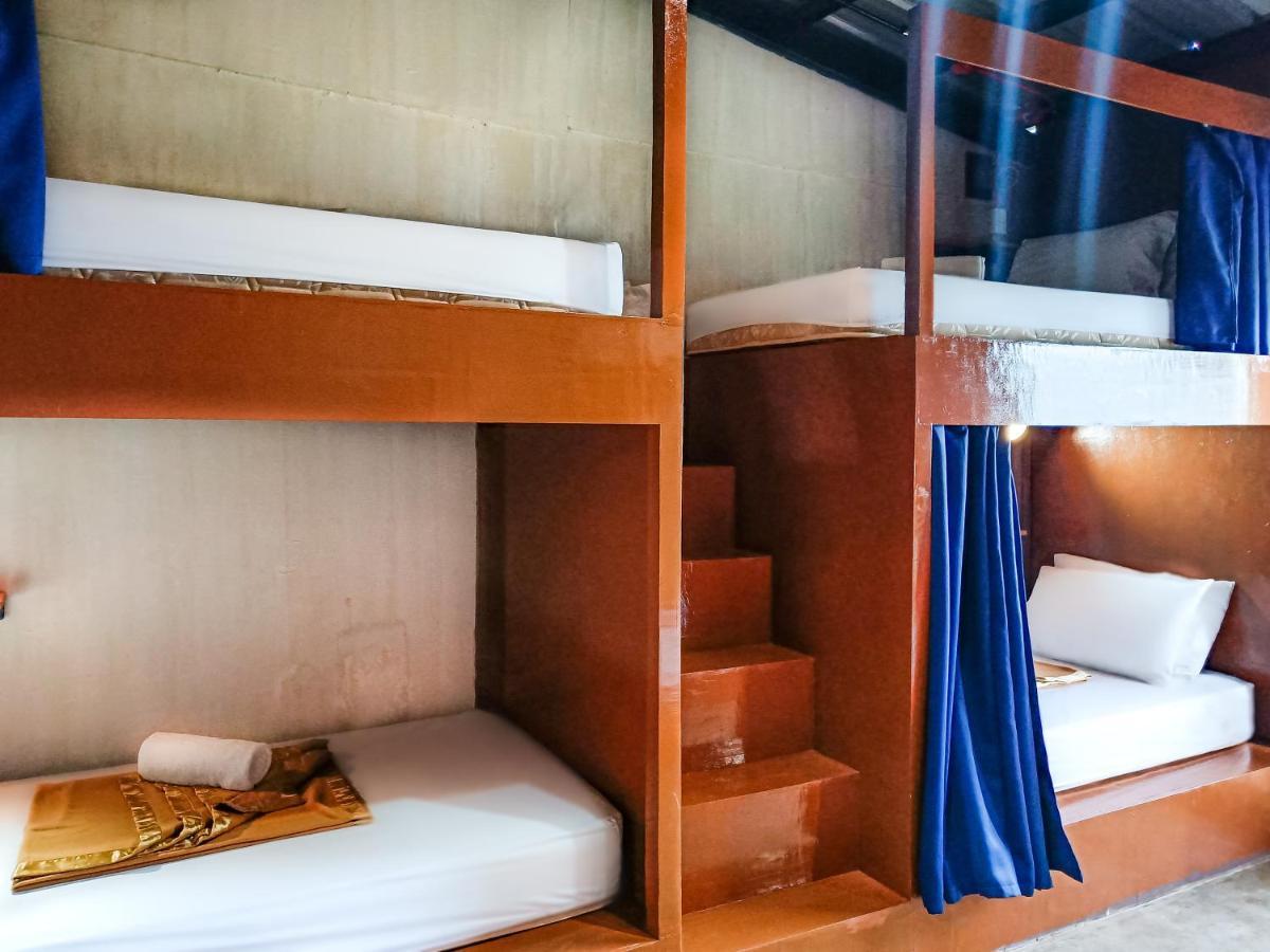 Lexias Hostel And Workspace - El Nido Buitenkant foto