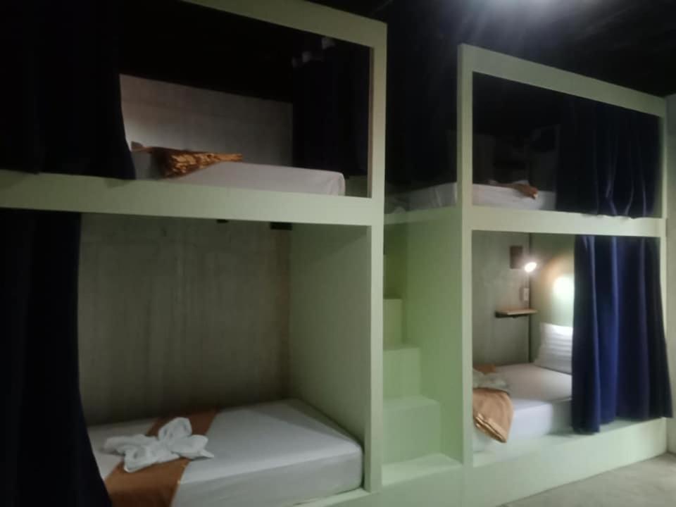 Lexias Hostel And Workspace - El Nido Buitenkant foto
